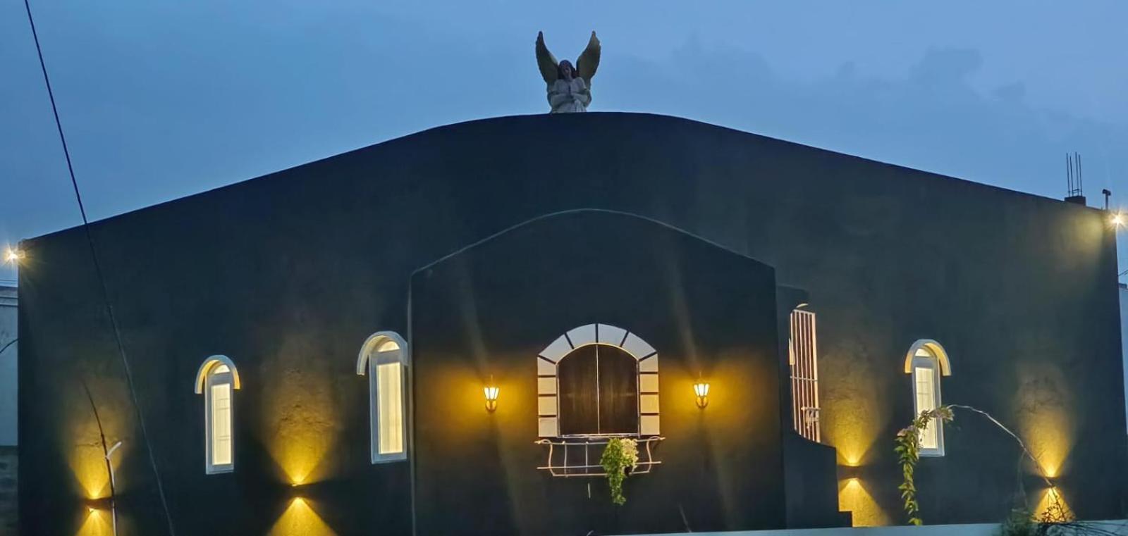 Caveman Guest House بونديتْشيري المظهر الخارجي الصورة